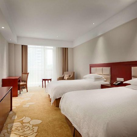 Ramada Shanghai Minhang Екстер'єр фото