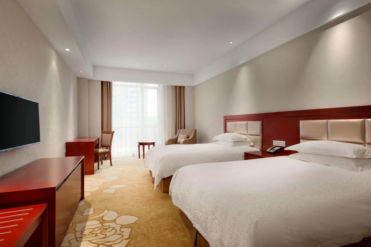 Ramada Shanghai Minhang Екстер'єр фото