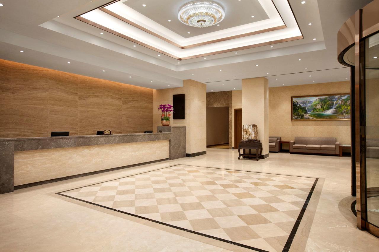 Ramada Shanghai Minhang Екстер'єр фото